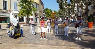 les marins débarquent
