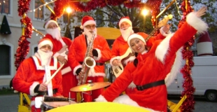 Papa Noel Band sur la swingomobile
