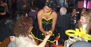 Animation close-up ballons en soirée