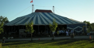 Le chapiteau du Cirque des Cirques