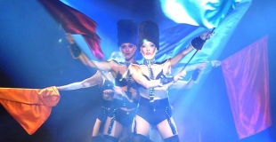 Frenchy Folie's - Parade Millitaire