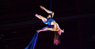 Tissu aérien, Tatiana Thomas