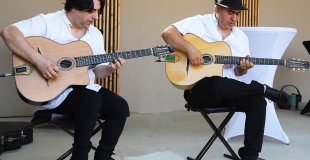 Groupe jazz manouche pour mariage & événement | Borruto Family