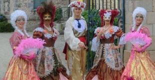 La Cour vous accueille