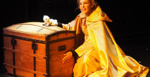 La magicienne Lune blonde