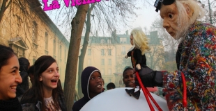 La Vieille et la Mort : Masque et Marionnette