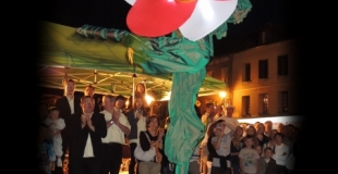 les échassiers Fleur Tropicale Lumineuse de Couleur des Tropiques, 1 à 2 artistes