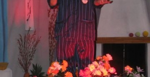 apparition dans un tonneau fleuri