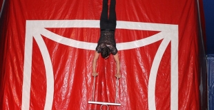 équilibre sur canne