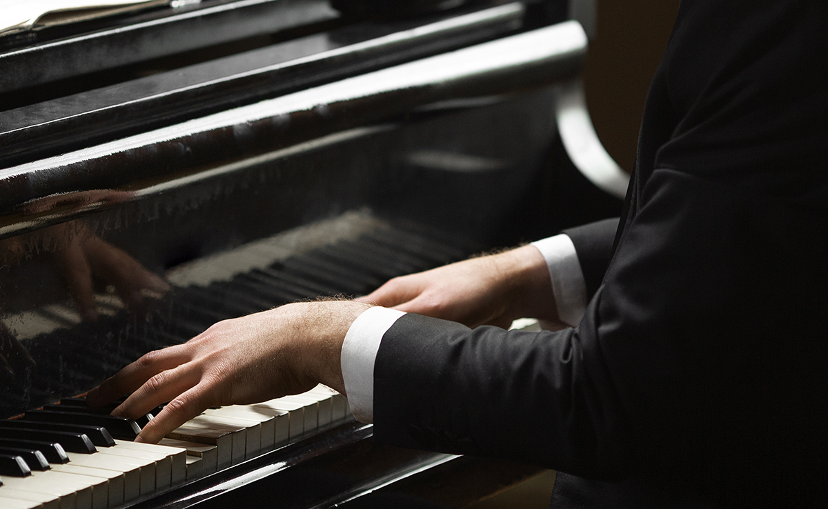 Pianiste pour soirée privée, concert, événement public ou privé !