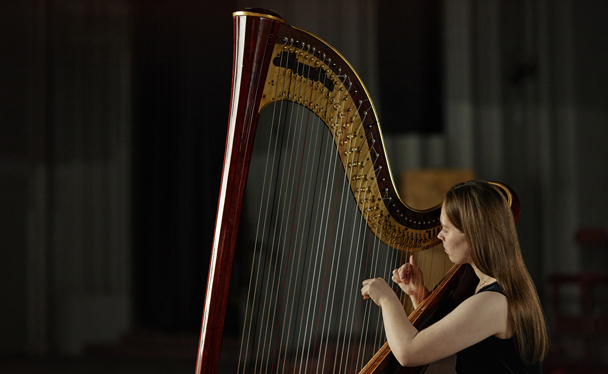 Harpiste pour soirée privée, concert, événement public ou privé !
