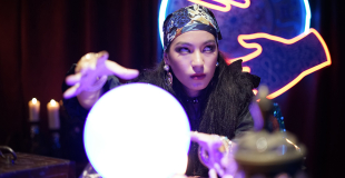 Diseuse de bonne aventure pour soirée privée, événementiel d'entreprise ou association !