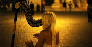 Harpiste pour soirée privée et concert : conseils et devis