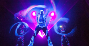 Spectacles et animations pour une fête des lumières par des artistes professionnels !