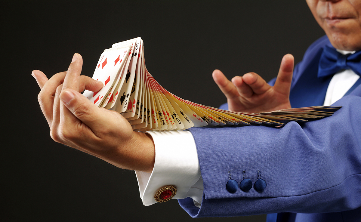 Magicien bilingue pour soirée d’entreprise !