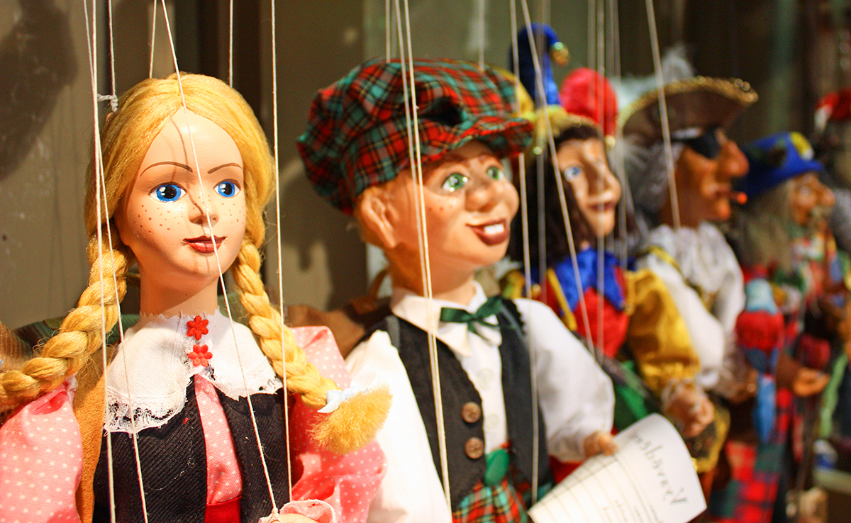 Spectacle de marionnettes à fils traditionnel pour enfants !