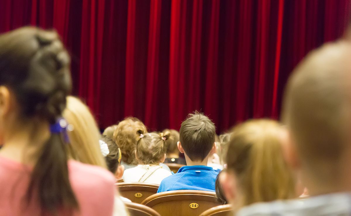 Chercher et trouver un spectacle enfants à petit budget et pas cher !