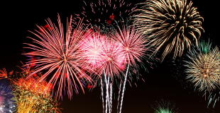 10 idées de spectacles lumineux pour remplacer le traditionnel feu d'artifice !