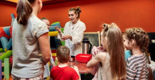 Magicien à domicile pour anniversaire d'enfant :  Conseils & Devis