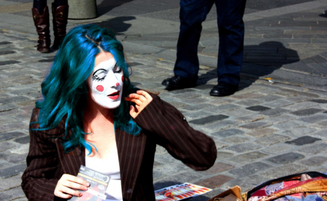 Théâtre de Rue nombreux spectacles de de théâtre de rue