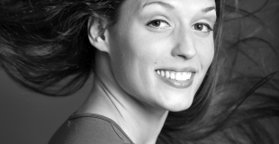 Marie : tissu et cerceau aérien