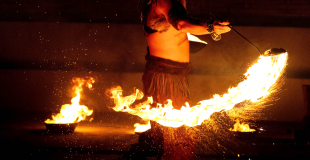 Cie Y a un trou dans l'mur