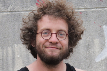 Valentin Lacomba - Conteur, chanteur de sornettes