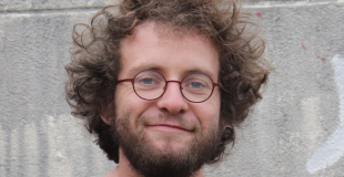 Valentin Lacomba - Conteur, chanteur de sornettes