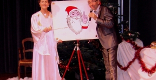 une fée qui accueille le Père Noël