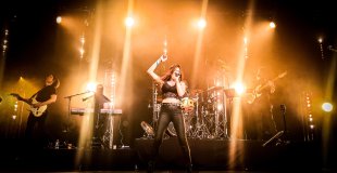 Orchestre Smart Music sur scène lors d’un événement