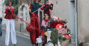 lutins lilamalins Compagnie LILAMAYI échassiers noël