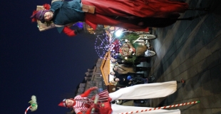 lutins lilamalins Compagnie LILAMAYI échassiers noël