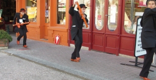 Chuchoteurs poétiques