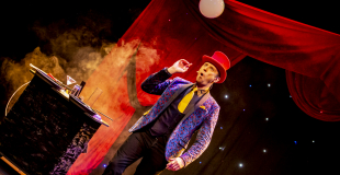 Allan - Cabaret des bulles de Savon