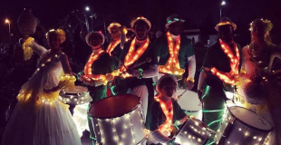 parade lumineuse noel sous les tropiques wim percussion 