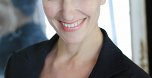 Portrait de la comédienne Rachel Ruello