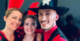 Specatcle Cowboys et Indiens - le Saloon