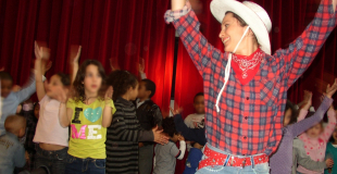 spectacle participation Cowboys et Indiens