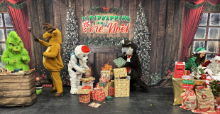 L'équipe du Père Noël à l'ouvrage dans l'atelier