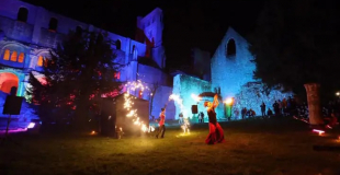 spectacle tout publique