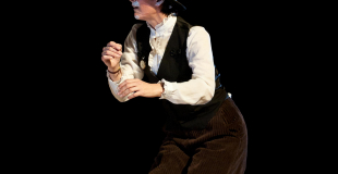 lapin blanc Alice au Pays des Merveilles_Compagnie Les Enfants Sauvages