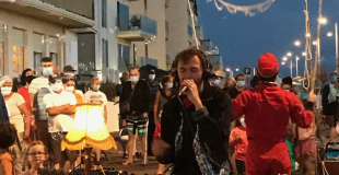 Le Rouge Nous Va Si Bien