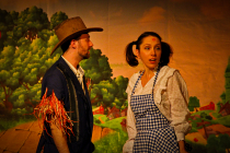 Dorothy et l'épouvantail