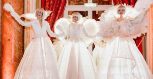 échassiers-déambulation-échassier-spectacle-lumineux--animation-déambulation-spectacle-parade