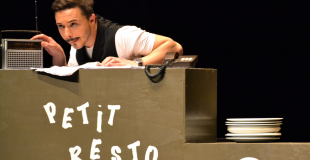 Petit Resto Pasha Bar