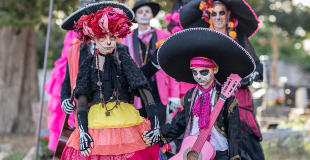 fêtes des morts déambulation 