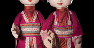 Deux japonaises à la saison des cerisiers