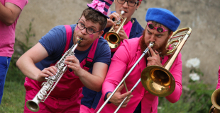 Nous à une fête de mariage