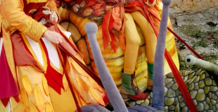 grande marionnette escargot