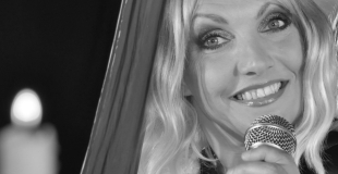 Lydia Moreno artiste chanteuse Musique lounge animation artistique Jazzy pour soirées lounge dans le Gard